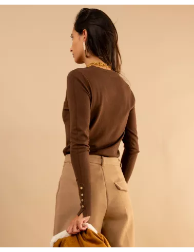 Pull col en v boutons