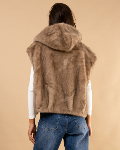 Veste sans manches fausse fourrure