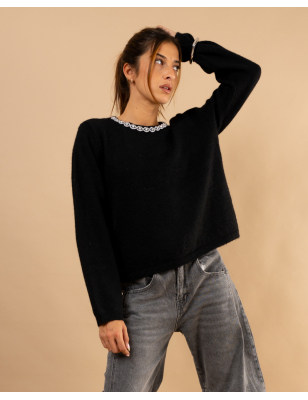 Pull col bijoux