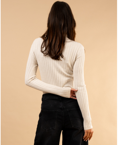 Pull strie col roulé