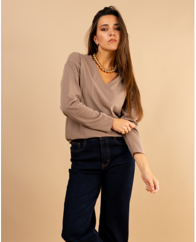T-shirt col en v manches longues T-shirt col en v manches longues