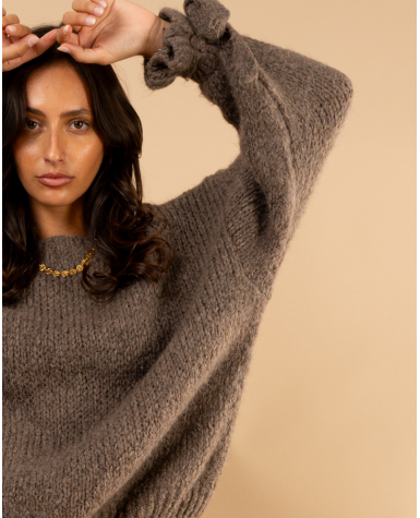 Pull manches nœud laine