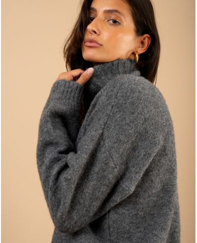 Pull laine col montant