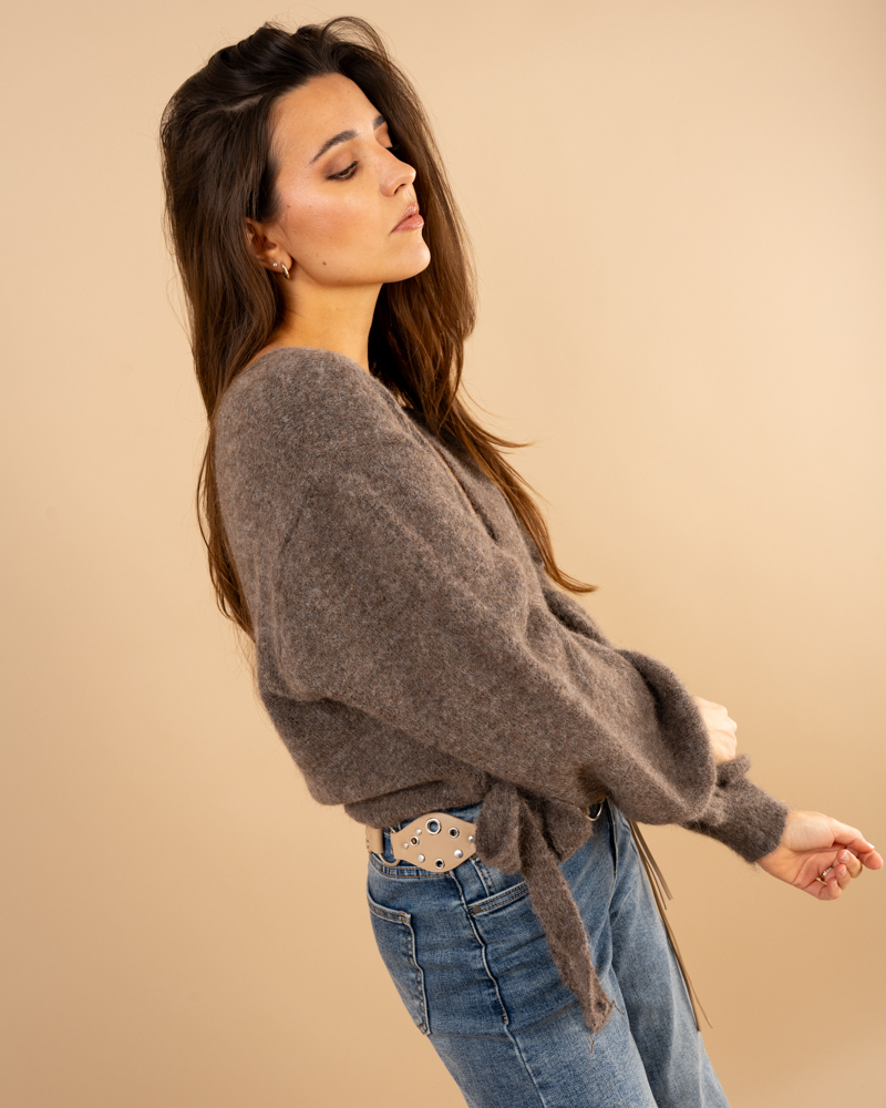 Pull cache cœur laine