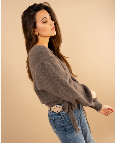 Pull cache cœur laine