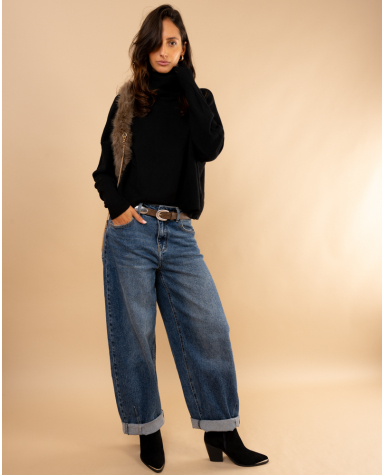 Pull court col roulé