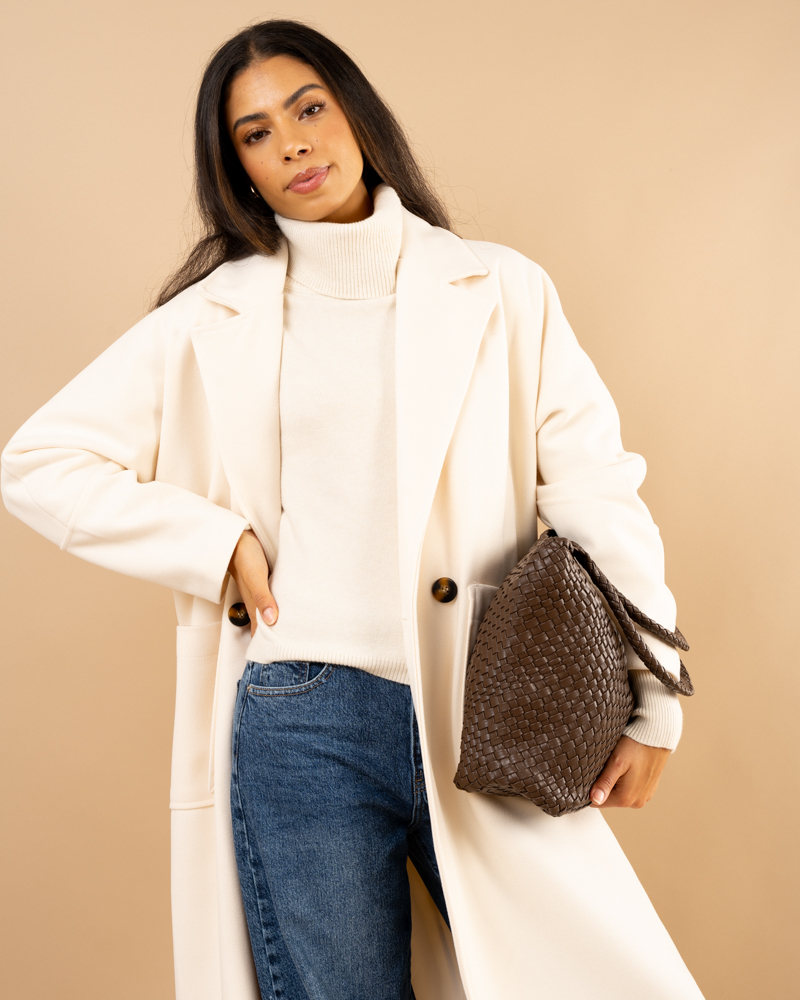 Pull court col roulé