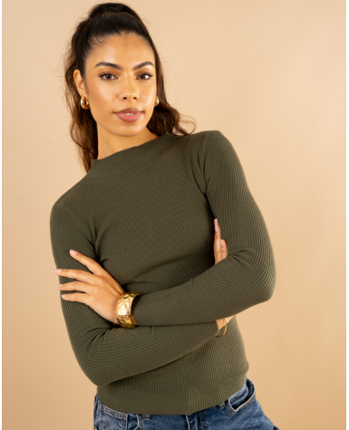 Pull côtelé col haut