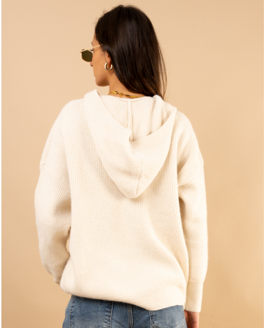 Pull capuche