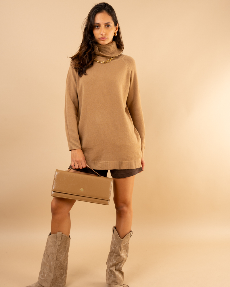 Pull large col roulé