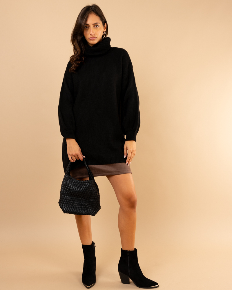 Pull long col roulé