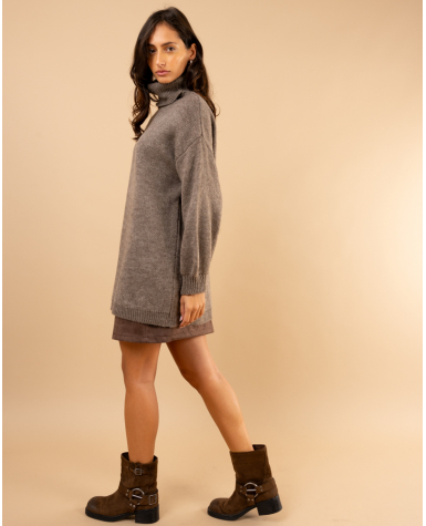 Pull long col roulé Pull long col roulé