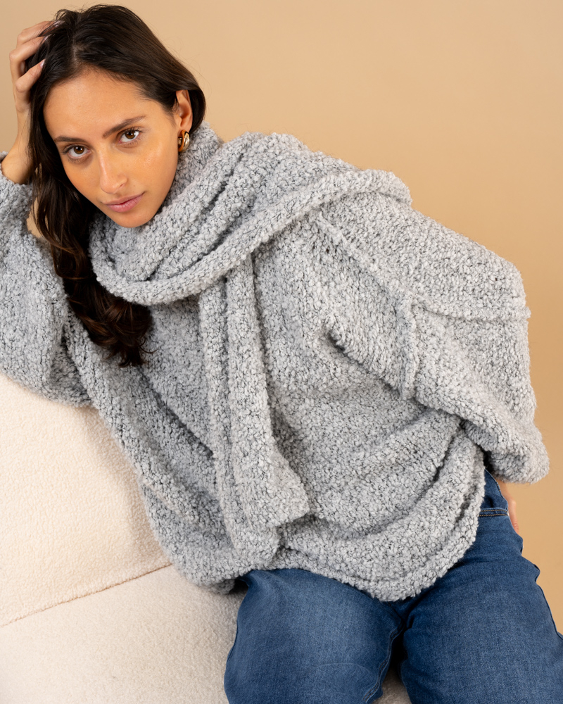 Pull bouclette laine écharpe Pull bouclette laine écharpe