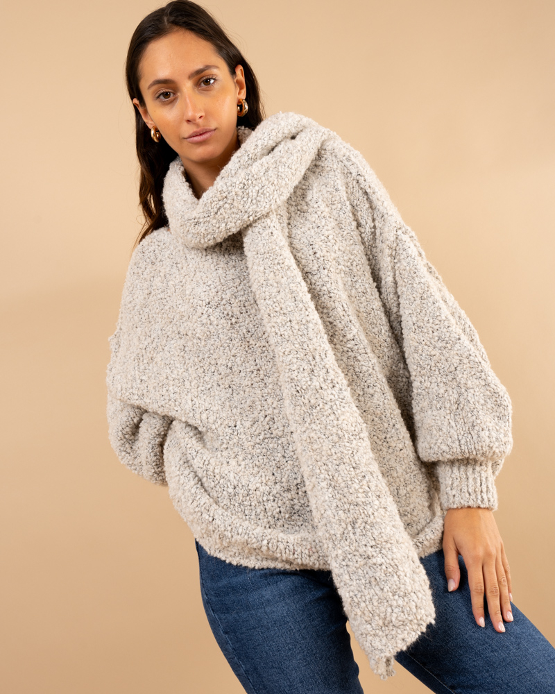Pull bouclette laine écharpe