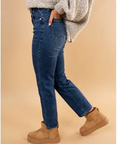 Jean droit push up grande taille Jean droit push up grande taille