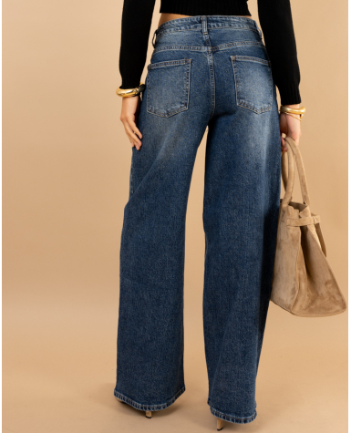 Jean bouton décalé