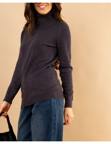 Pull col roulé