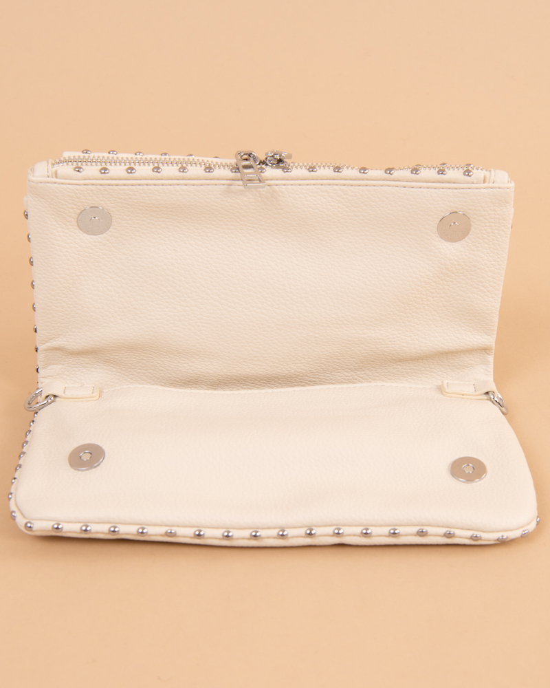Pochette clous