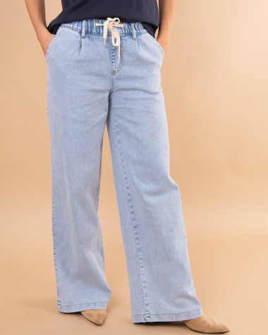 Jean bleu large lacet