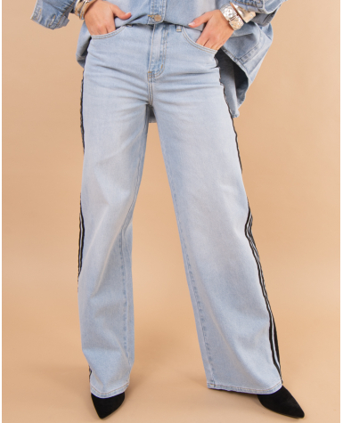Jean large bande