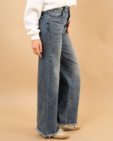 Jean large dirty