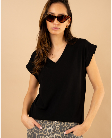 T-shirt col en v T-shirt col en v