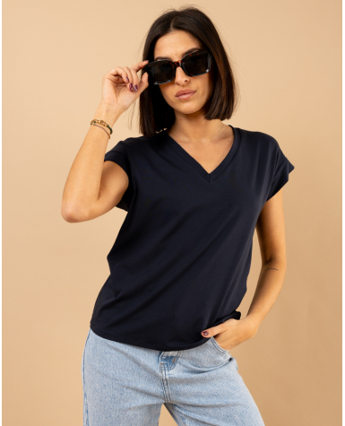 T-shirt col en v T-shirt col en v