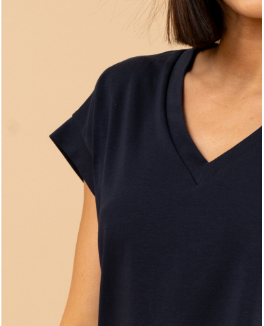 T-shirt col en v T-shirt col en v
