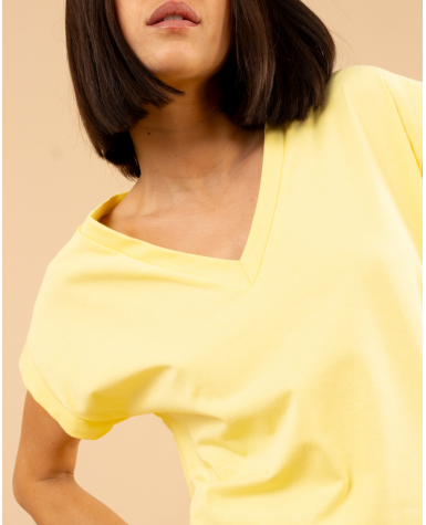 T-shirt col en v
