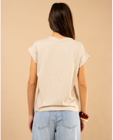 T-shirt col en v T-shirt col en v