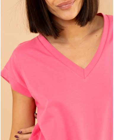T-shirt col en v T-shirt col en v