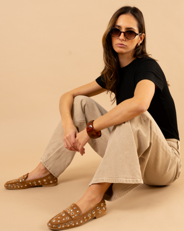 Pantalon boutons décalés