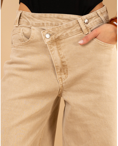 Pantalon boutons décalés beige