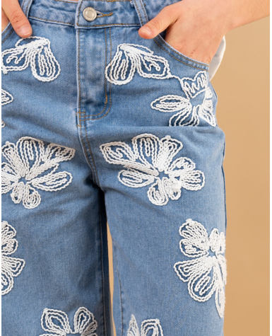 Jean fleurs brodées