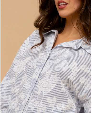 Chemise fleurs brodées Chemise fleurs brodées
