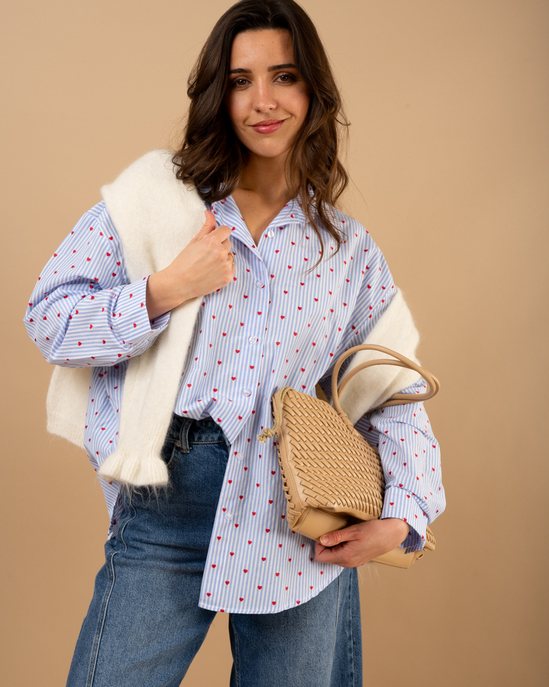 Chemise coeurs brodés