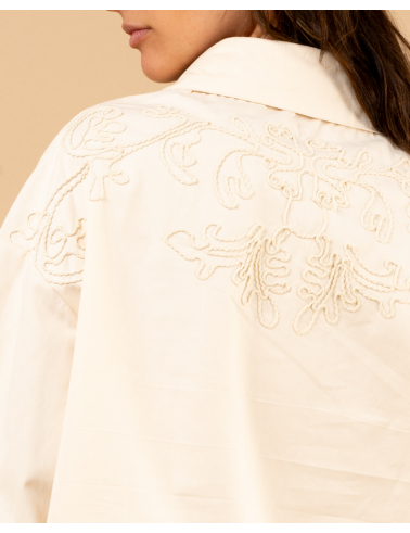 Chemise brodée