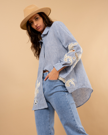 Chemise broderies