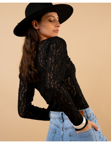 Top v dentelle