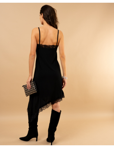 Robe longue dentelle