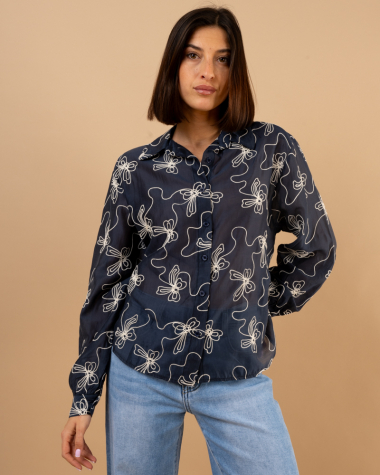 Chemise brodée