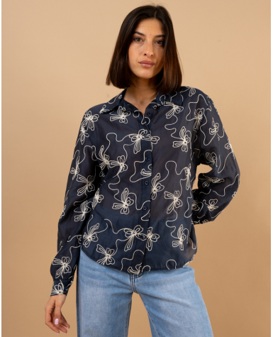 Chemise brodée