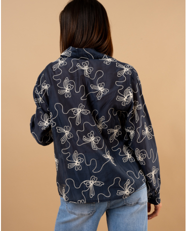 Chemise brodée