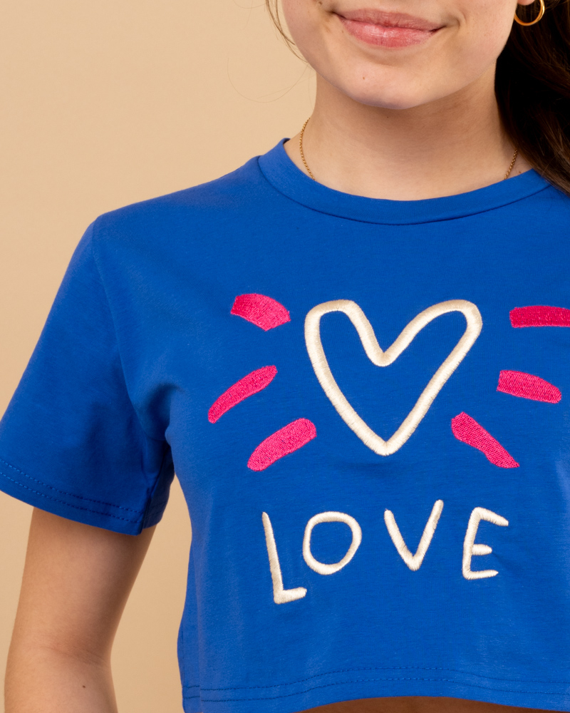 T-shirt crop top love