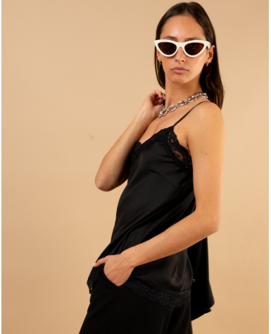 Débardeur finition dentelle