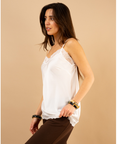 Débardeur finition dentelle