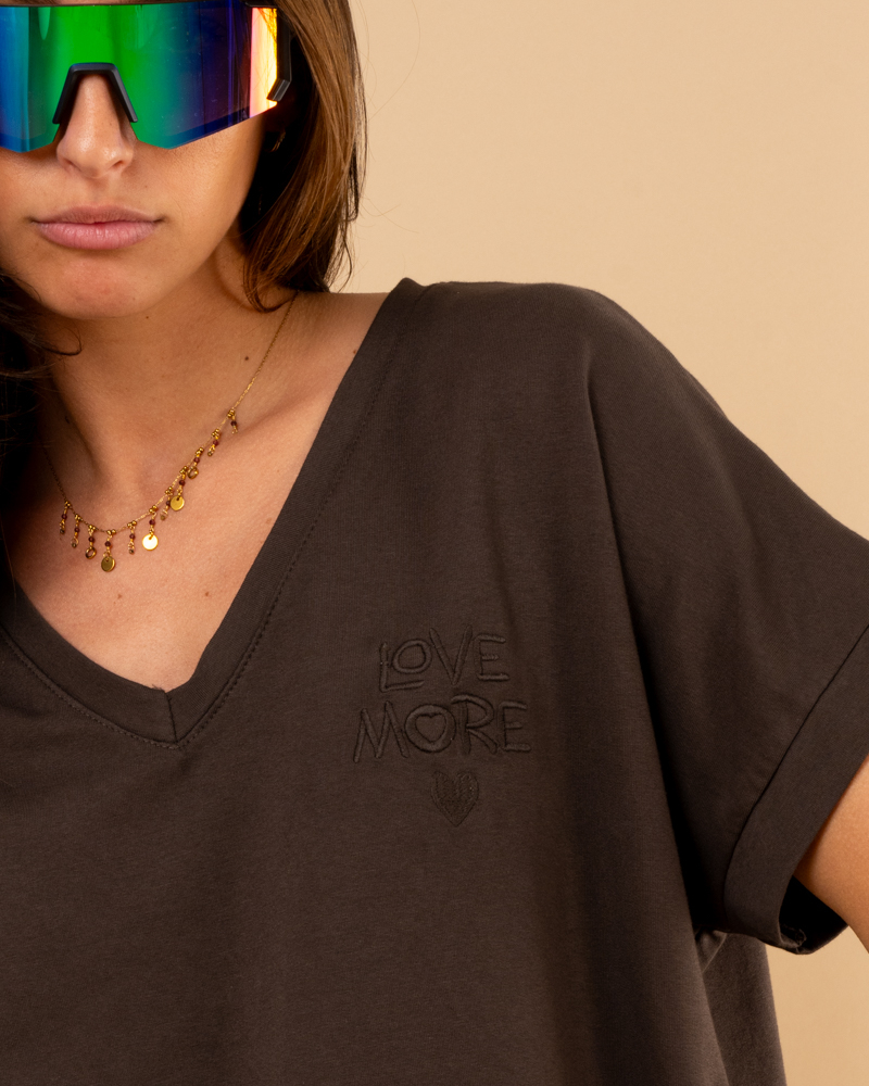 T-shirt love more