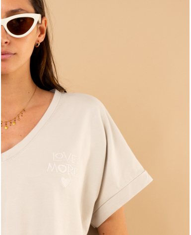 T-shirt love more
