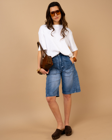 Bermuda jean coutures