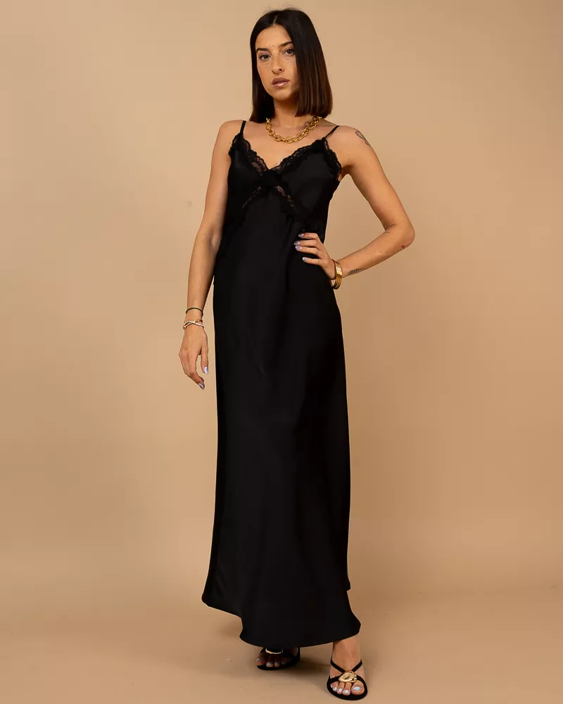 Robe longue effet satin
